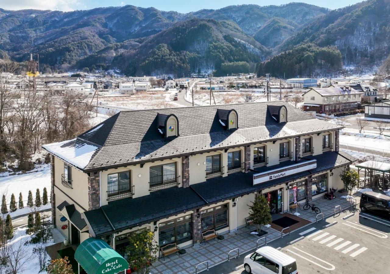 ほとりのホテルBan 富士河口湖町 エクステリア 写真